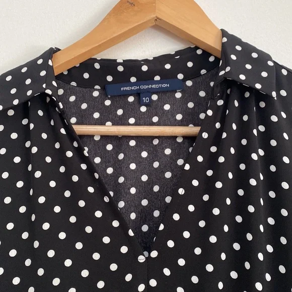 French Connection - Spotted long sleeve Dress with pleated skirt - Size 10 - Picture 7 of 8